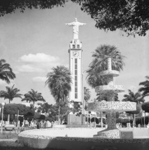 Praça Francisco Sá